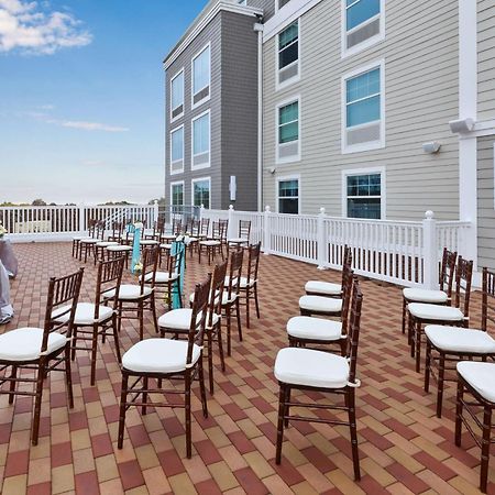 Hampton Inn Cape Cod Canal Борн Екстериор снимка