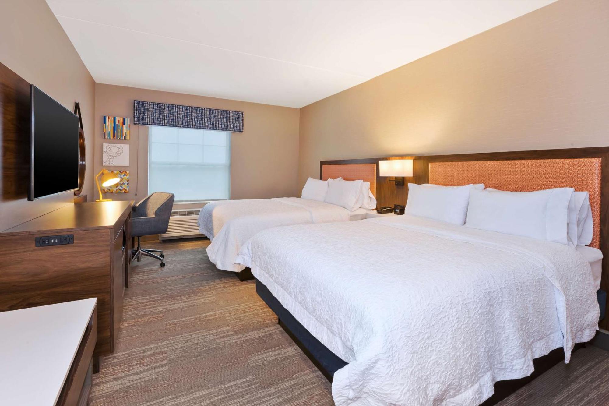 Hampton Inn Cape Cod Canal Борн Екстериор снимка