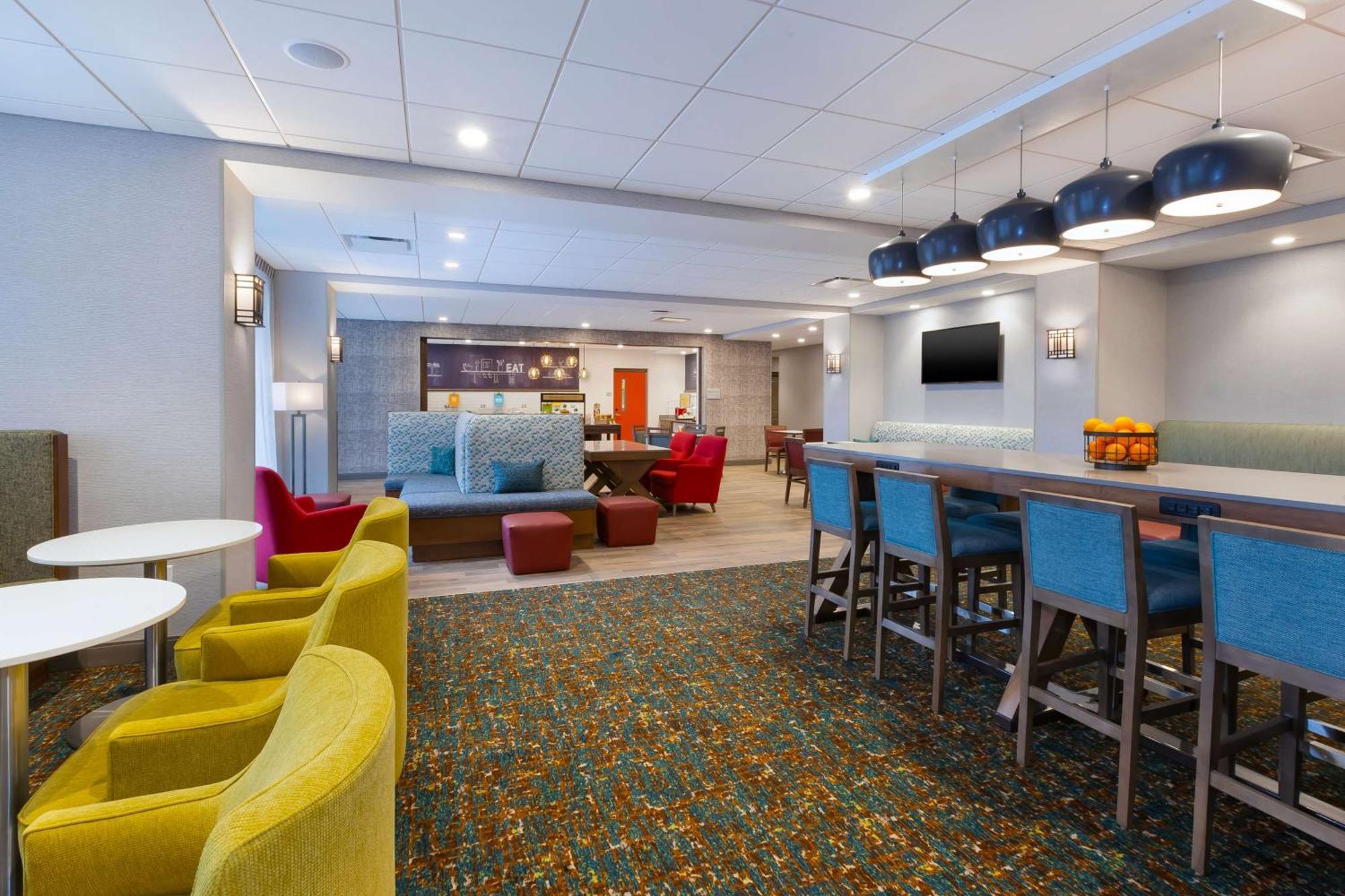 Hampton Inn Cape Cod Canal Борн Екстериор снимка