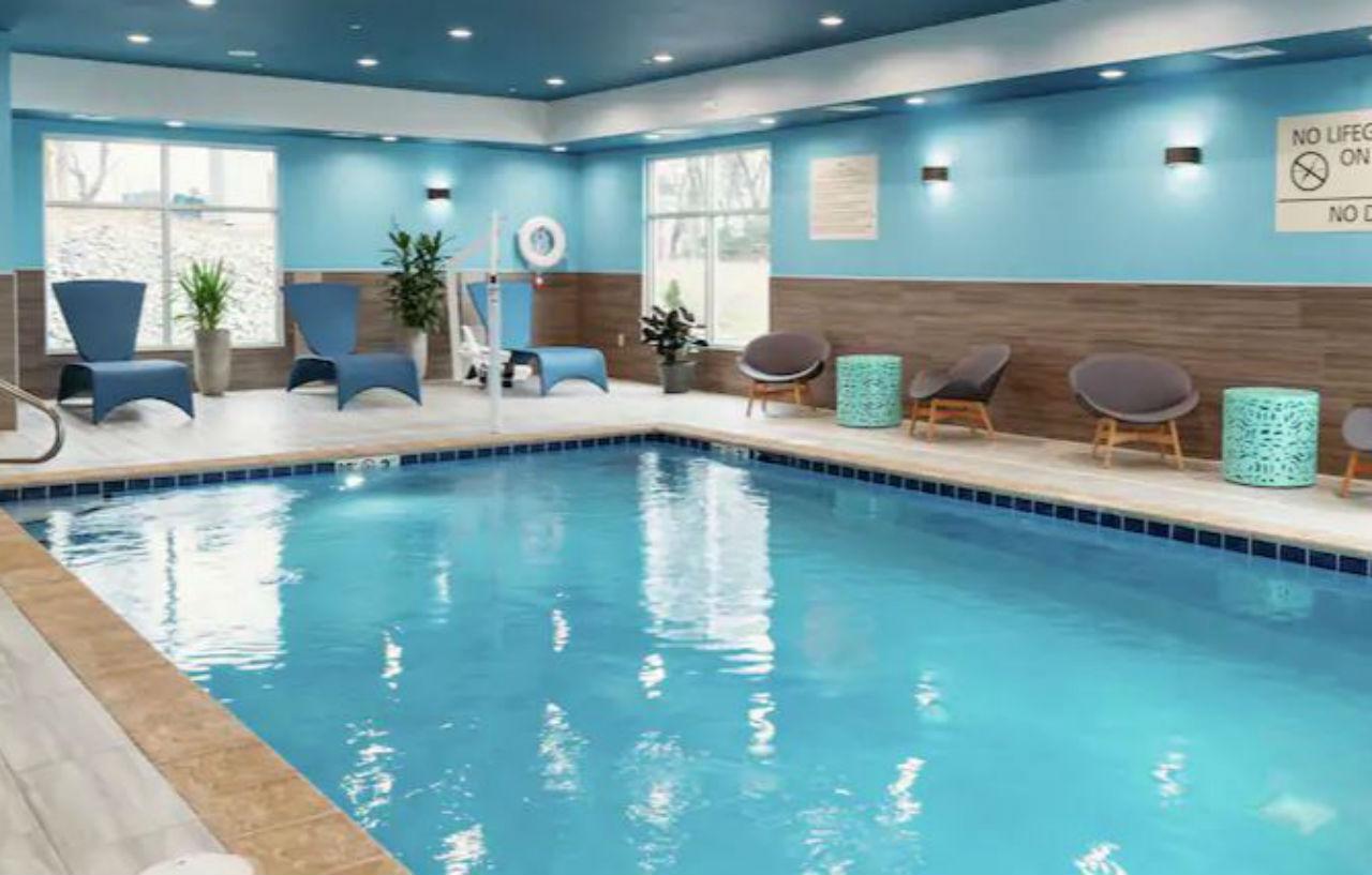 Hampton Inn Cape Cod Canal Борн Екстериор снимка